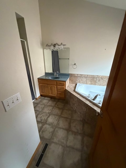 Tiny photo for 5 Sundance Trail, Galena, IL 61036 (MLS # 12743523)