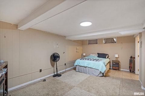 Tiny photo for 3309 33RD Avenue Court, Rock Island, IL 61201 (MLS # QC4270050)