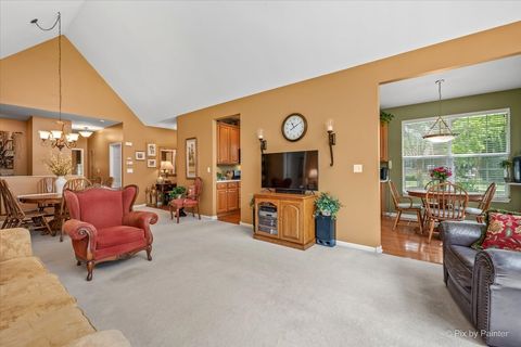 Tiny photo for 4093 Pheasant Court, St. Charles, IL 60174 (MLS # 12657209)
