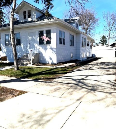 1548 Campbell Avenue Des Plaines IL 60016