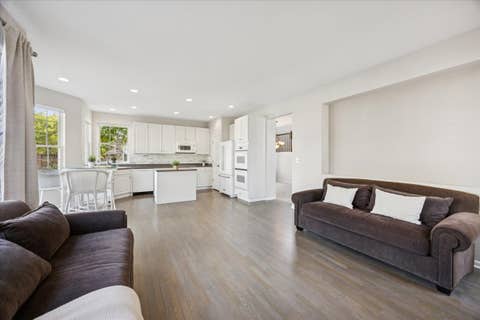 Tiny photo for 2409 Meadowbrook Lane, Westchester, IL 60154 (MLS # 12705851)