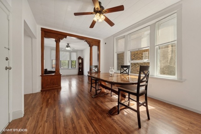 2653 W Cermak Road