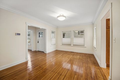 Tiny photo for 529 S Euclid Avenue, Oak Park, IL 60304 (MLS # 12573825)