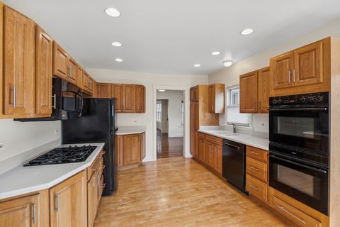 Tiny photo for 529 S Euclid Avenue, Oak Park, IL 60304 (MLS # 12573825)