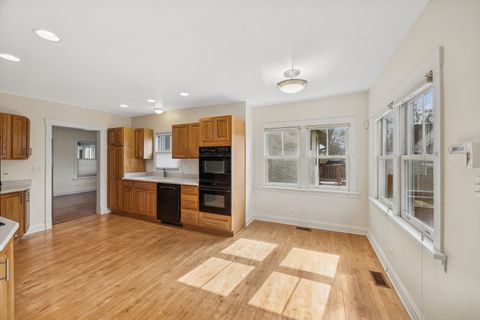 Tiny photo for 529 S Euclid Avenue, Oak Park, IL 60304 (MLS # 12573825)