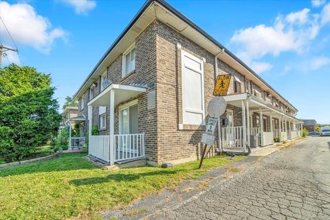 Tiny photo for 9835 S Harlem Avenue #T, Chicago Ridge, IL 60415 (MLS # 12585784)