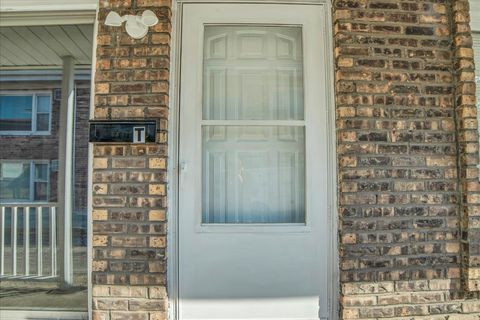 Photo of 9835 S Harlem Avenue #T, Chicago Ridge, IL 60415 (MLS # 12585784)