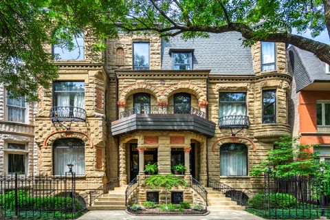 Photo of 540 W Belden Avenue #1C, Chicago, IL 60614 (MLS # 12685262)