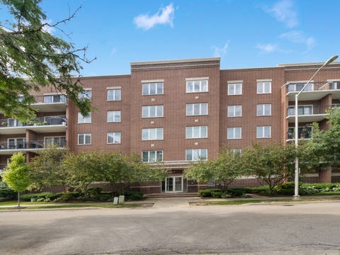 Tiny photo for 1675 Mill Street #506, Des Plaines, IL 60016 (MLS # 12725929)