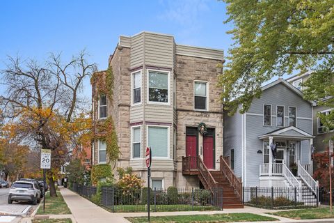 1658 W Nelson Street Chicago IL 60657