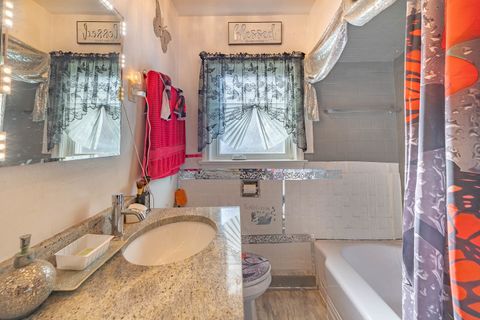 Tiny photo for Westchester, IL 60154 (MLS # 12525318)