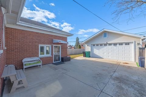 Tiny photo for Westchester, IL 60154 (MLS # 12525318)