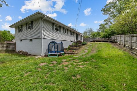 Tiny photo for 2234 Oakwood Court, East Moline, IL 61244 (MLS # 12641407)