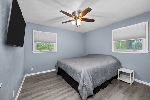 Tiny photo for 2234 Oakwood Court, East Moline, IL 61244 (MLS # 12641407)