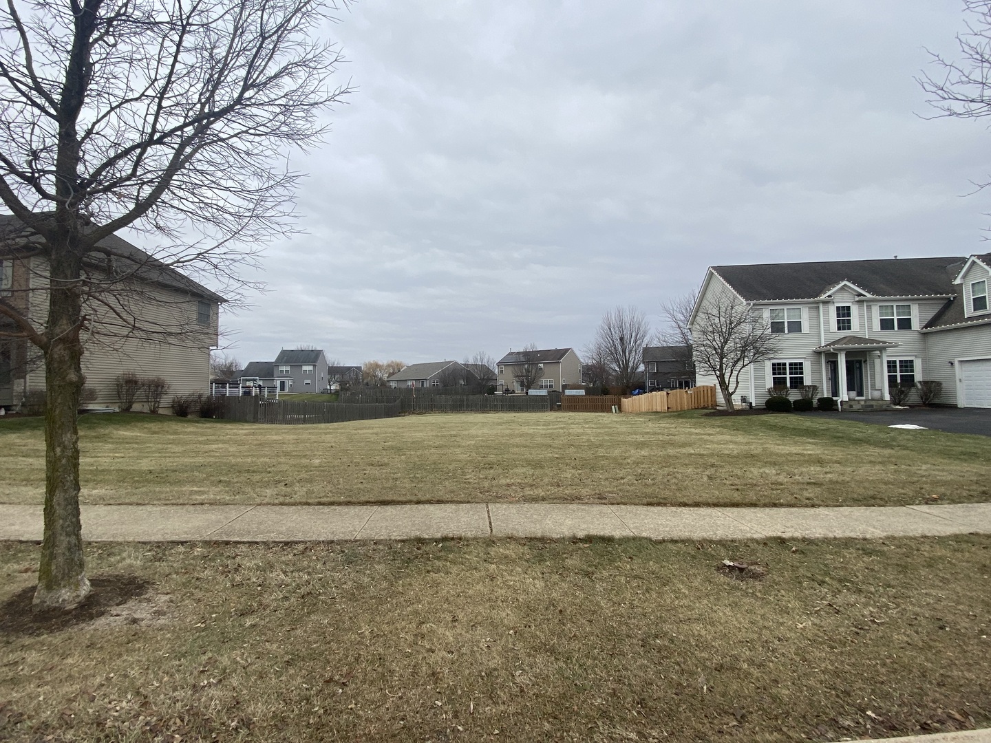 5270 Greenshire Circle