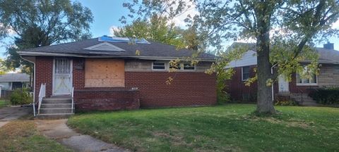 Photo of 403 Clyde Avenue, Calumet City, IL 60409 (MLS # 12515215)