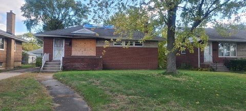 Tiny photo for 403 Clyde Avenue, Calumet City, IL 60409 (MLS # 12515215)
