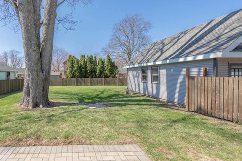 Tiny photo for 903 S Main Street, Yorkville, IL 60560 (MLS # 12513365)