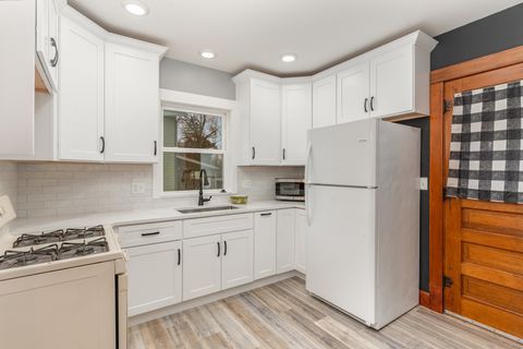 Tiny photo for 903 S Main Street, Yorkville, IL 60560 (MLS # 12513365)