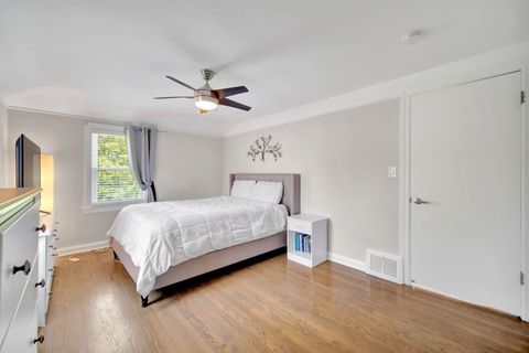 Tiny photo for 6 Iroquois Drive, Clarendon Hills, IL 60514 (MLS # 12650055)