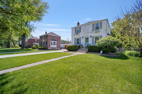 Tiny photo for 6 Iroquois Drive, Clarendon Hills, IL 60514 (MLS # 12650055)
