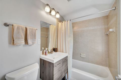 Tiny photo for 6 Iroquois Drive, Clarendon Hills, IL 60514 (MLS # 12650055)