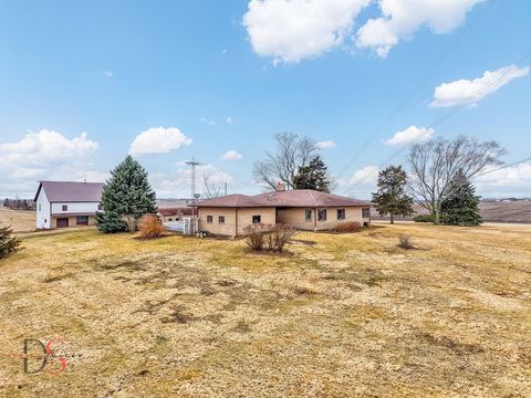 Tiny photo for 3476 E 27th Road, Marseilles, IL 61341 (MLS # 12590453)