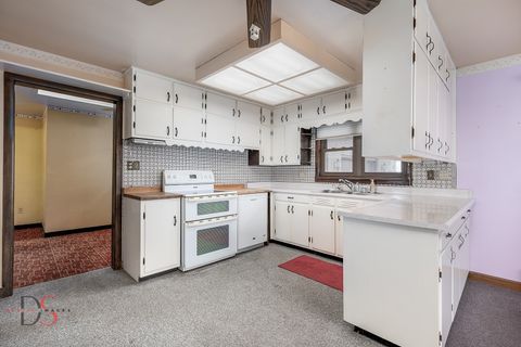 Tiny photo for 3476 E 27th Road, Marseilles, IL 61341 (MLS # 12590453)