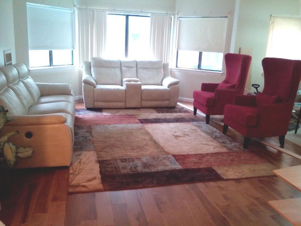 5500 Lincoln Avenue 109