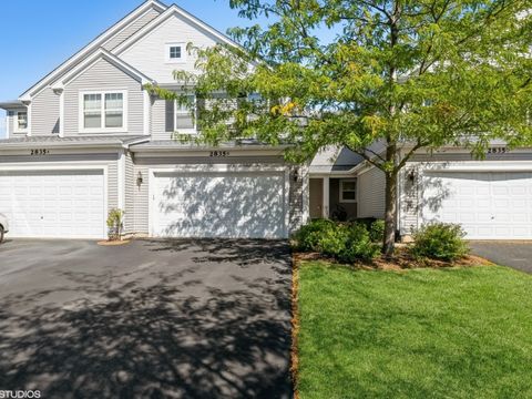 2835 Cattail Court B Wauconda IL 60084