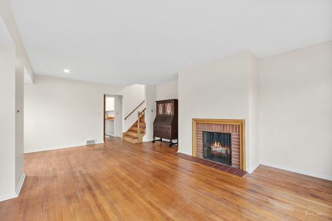 A home in Mount Prospect