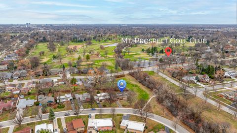 A home in Mount Prospect