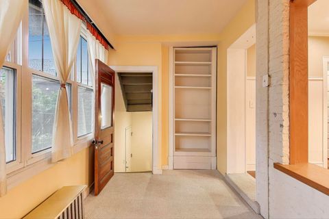 Tiny photo for 1737 W Barry Avenue #A, Chicago, IL 60657 (MLS # 12499221)