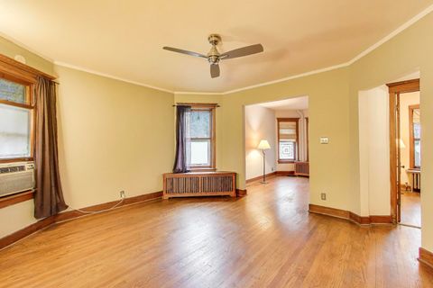 Tiny photo for 1737 W Barry Avenue #A, Chicago, IL 60657 (MLS # 12499221)