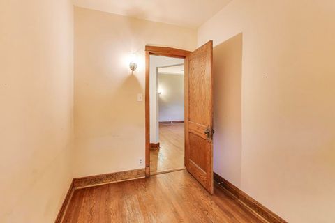 Tiny photo for 1737 W Barry Avenue #A, Chicago, IL 60657 (MLS # 12499221)