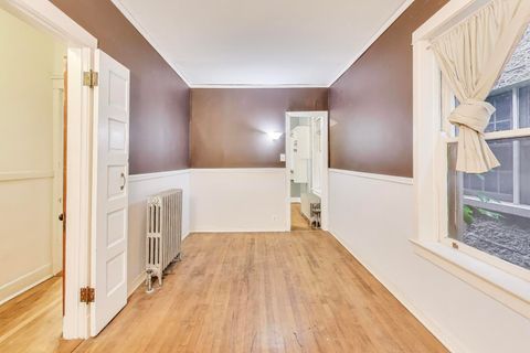 Tiny photo for 1737 W Barry Avenue #A, Chicago, IL 60657 (MLS # 12499221)