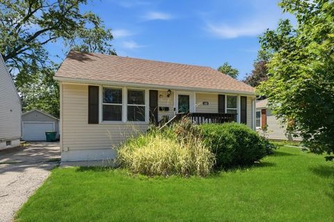 Photo of 1409 Frederick Street, Joliet, IL 60435 (MLS # 12691409)