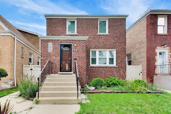 1630 CLARENCE AVE, BERWYN, IL 60402 - Image a2e2549dc66eb63fe35df3b84f336973/438854546