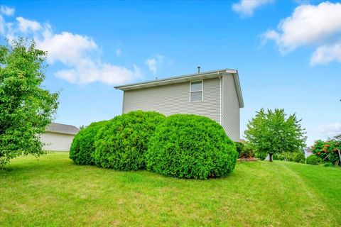 Tiny photo for 6621 Samantha Lane, Rockford, IL 61107 (MLS # 12493496)