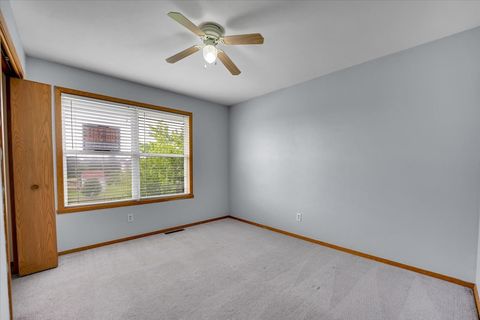 Tiny photo for 6621 Samantha Lane, Rockford, IL 61107 (MLS # 12493496)