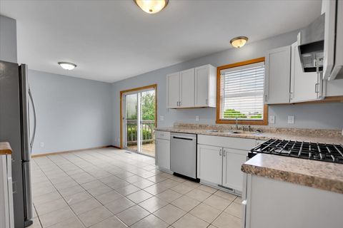 Tiny photo for 6621 Samantha Lane, Rockford, IL 61107 (MLS # 12493496)