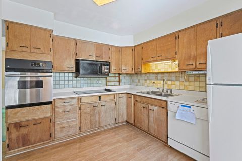 Tiny photo for 1021 Cedar Lane, Northbrook, IL 60062 (MLS # 12546666)