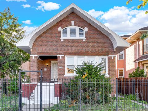 Tiny photo for 1138 N Central Avenue, Chicago, IL 60651 (MLS # 12498951)
