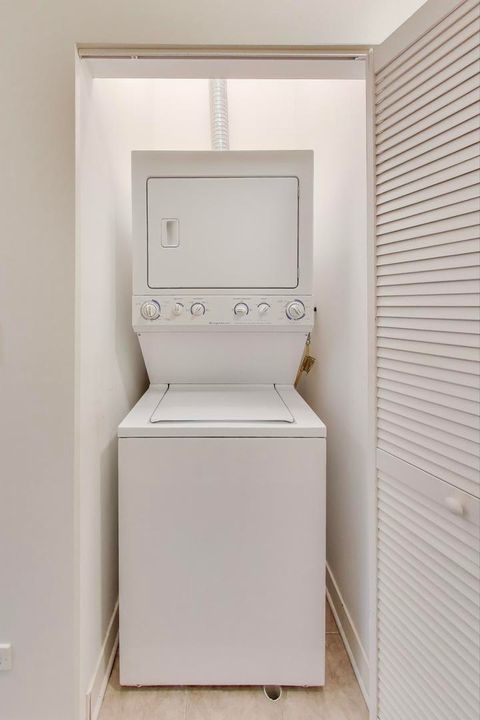 Tiny photo for 3051 N HARLEM Avenue #3N, Chicago, IL 60634 (MLS # 12474298)