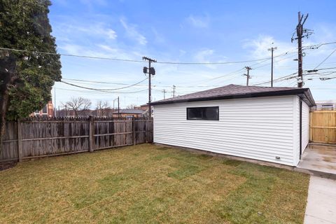Tiny photo for Chicago, IL 60625 (MLS # 12602926)