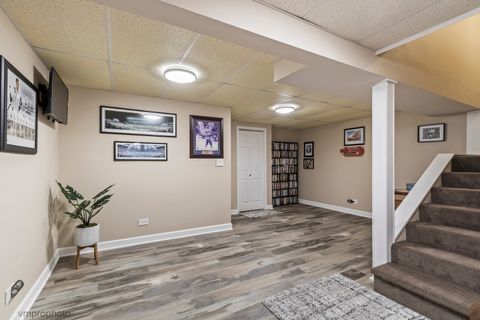 Tiny photo for 698 Fenwick Lane, South Elgin, IL 60177 (MLS # 12640406)