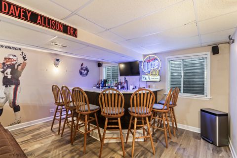 Tiny photo for 698 Fenwick Lane, South Elgin, IL 60177 (MLS # 12640406)