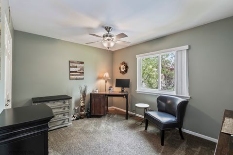 Tiny photo for 698 Fenwick Lane, South Elgin, IL 60177 (MLS # 12640406)
