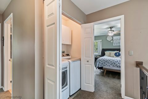 Tiny photo for 698 Fenwick Lane, South Elgin, IL 60177 (MLS # 12640406)