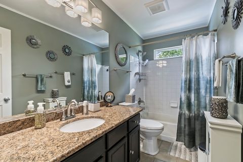 Tiny photo for 698 Fenwick Lane, South Elgin, IL 60177 (MLS # 12640406)